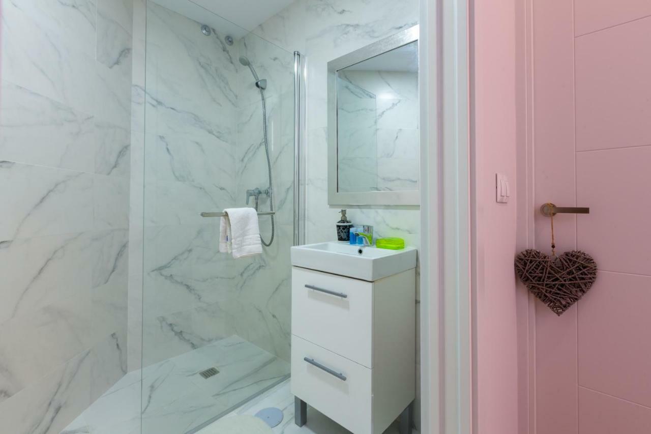 Apartment Renthas Huelin Beach Malaga