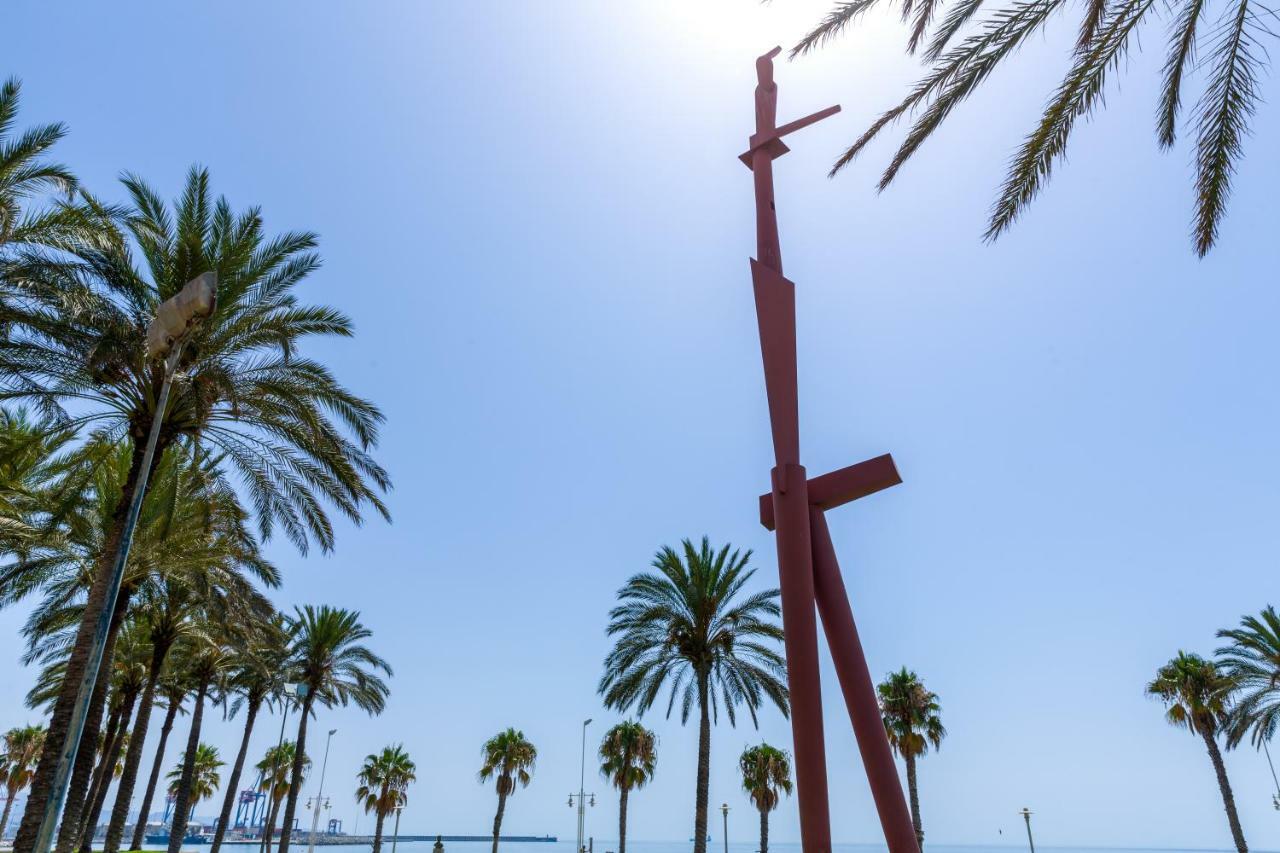 Renthas Huelin Beach Malaga