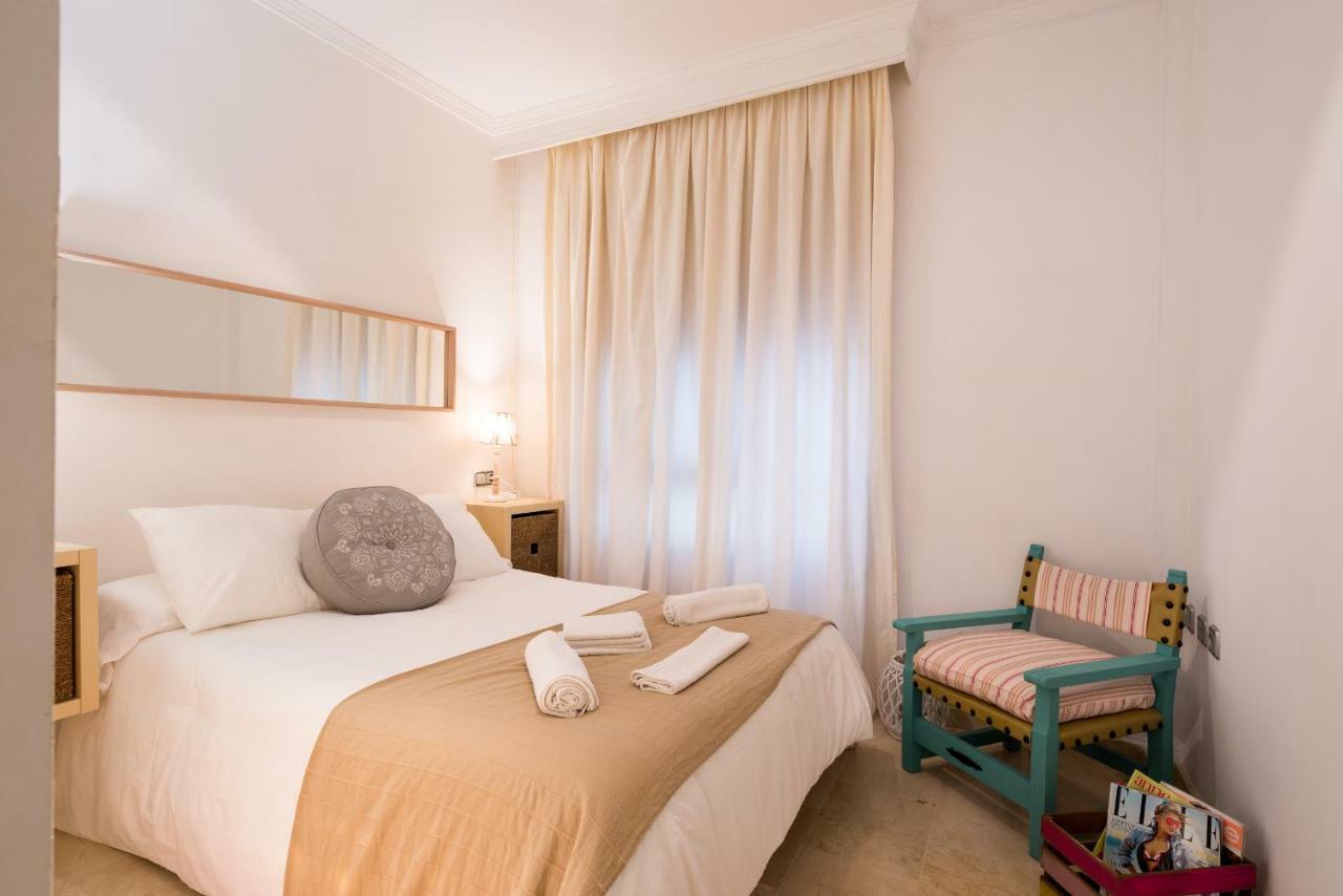The Grandma's Houses/ Teatro Cervantes Apartment Málaga