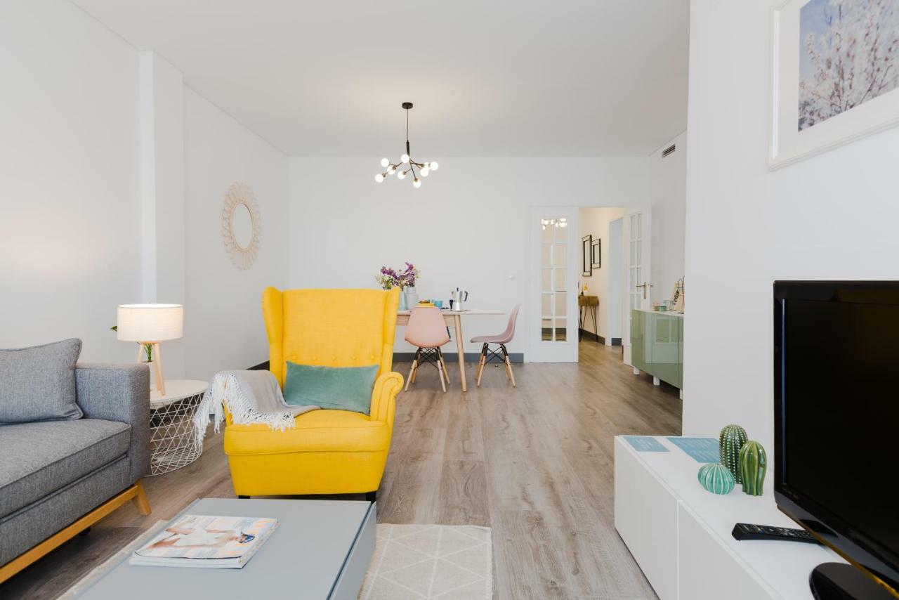Hola Premium Centro Apartment