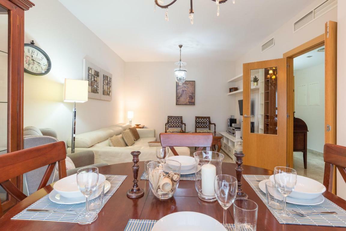 Buena Locacion Estacion Maria Zambrano Cerca De La Playa Y Centrico Apartment Malaga