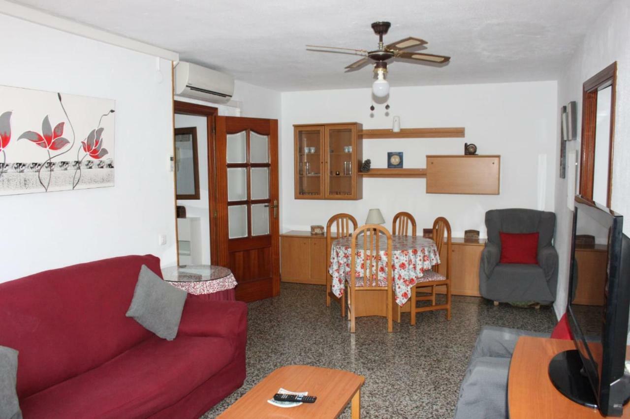 Apartamento Plaza Reina *