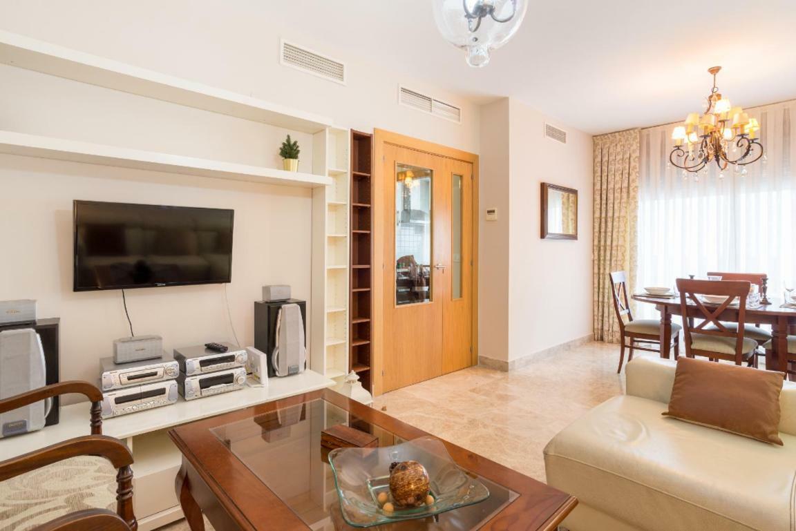 Apartment Buena Locacion Estacion Maria Zambrano Cerca De La Playa Y Centrico