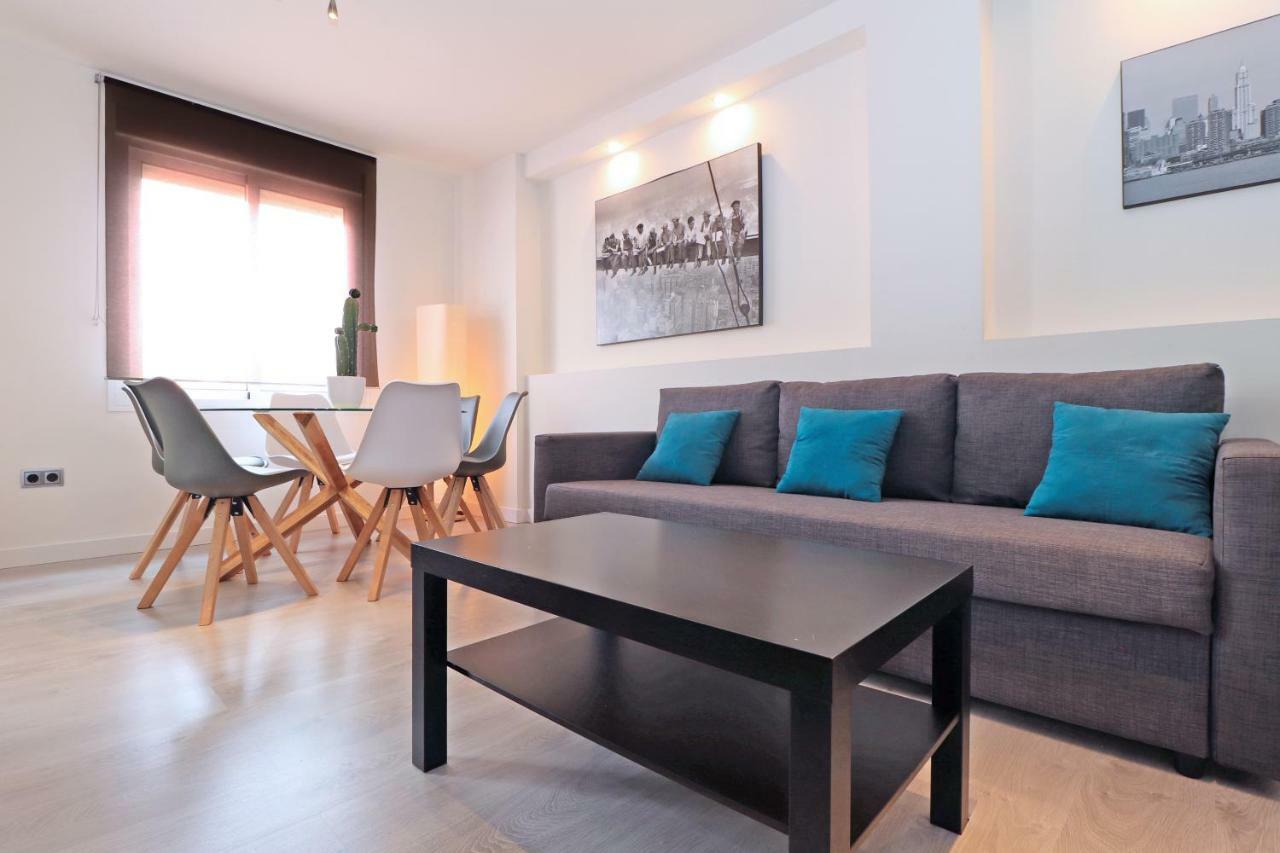 Apartment Del Parque Flats Hernan Ruiz