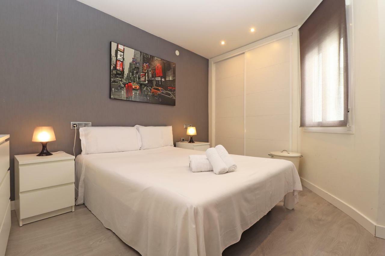 Apartment Del Parque Flats Hernan Ruiz