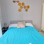 Low Cost Rooms Teatro
