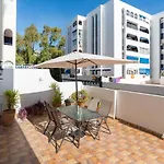 Virginia Beach & Private Terrace By Ele Apartments
