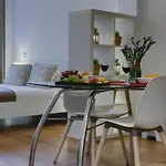 Lyrioshomes Apartamento Estudio La Biznaga