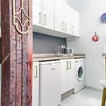 Holidays2Malaga Calle Nueva 2 bedrooms High Speed WIFI