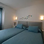 Victoria De Alba House