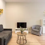 Urbe10 Angel Suites 1 Bedroom Apartment 3C