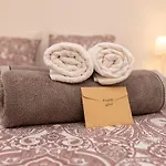 Heaven By The Sea Apartments