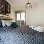 Malagasuite Cozy Center Apartment & Parking