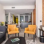 Home Art Apartments Soho