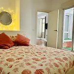 Marinac3 Precioso Apartamento Con Patio En El Centro Historico De Malaga