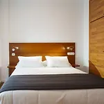 Minimal Rooms By Ele Apartments