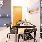 San Rafael 1 Apartments