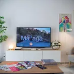 Central And Beautiful Apartment - Free Parking