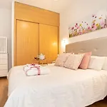 -Malagasunapts- Huge & Central * Pool* Freepark*