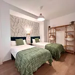 Huerto & Private Patio In The Old Town By Ele Apartments