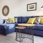 Stylish Apartments With Balcony & Parking Near The Beach By Rems
