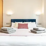 Cozy Apartment With Parking In The Center By Rems