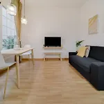 Encantador Apartamento Con Patio