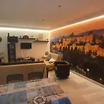 Lyrioshomes Apartamentos Los Treboles