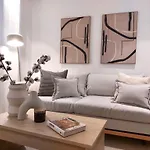 Helearon Suite