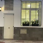 Comodo, Moderno Y Bien Situado P3