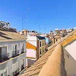 Atico Con Terraza Privada En Malaga Centro