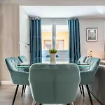 Cosy Flat With Private Balcony - Historic Center By Rems
