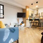 Coqueto Apartamento Junto A Calle Larios By Rent Me