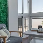 Tuguest Heroe Apartment