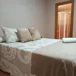 Las Rosas