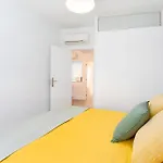 Twins Nest Malaga