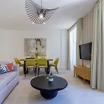 Plaza Del Siglo Suites & Boutique Apartments By Caleta Homes