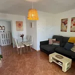 Central Apartment With Style And Comfort For 4