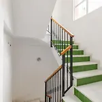 Perla Lagunillas Malaga