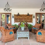 Gorgeous Spanish Chalet, Pool And Views