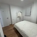 Apartamento De Habitaciones Privadas En El Centro De Malaga
