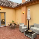 Life Apartments Alameda Colón