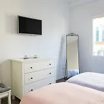 Hello Malaga Flat Victoria
