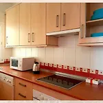 Renthas Perchel Apartment