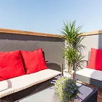 Gr3-Renovated Apt Next To Old Town With Cozy Terrace