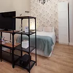Valentina Home