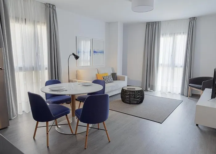 Caleta Homes - Ancha Del Carmen