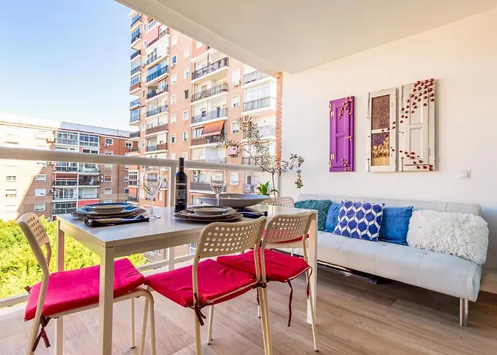 3 Bedroom Beautiful Apartment In Malaga