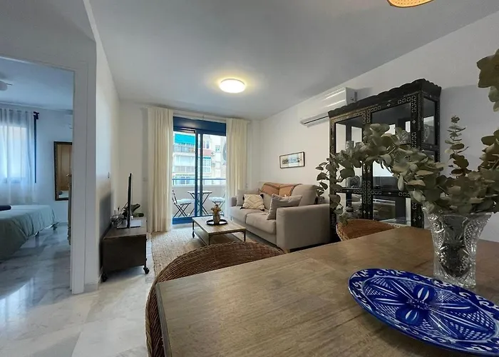 Calu Homes Cerca Playa De Huelin