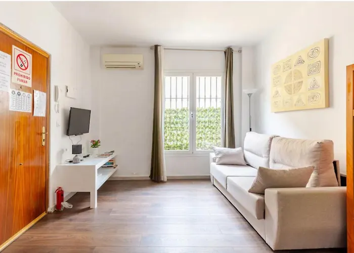 Perla Lagunillas Malaga